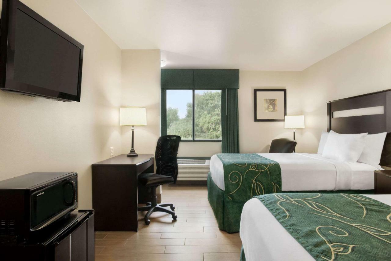 Hotel Baymont By Wyndham Glenwood Extérieur photo