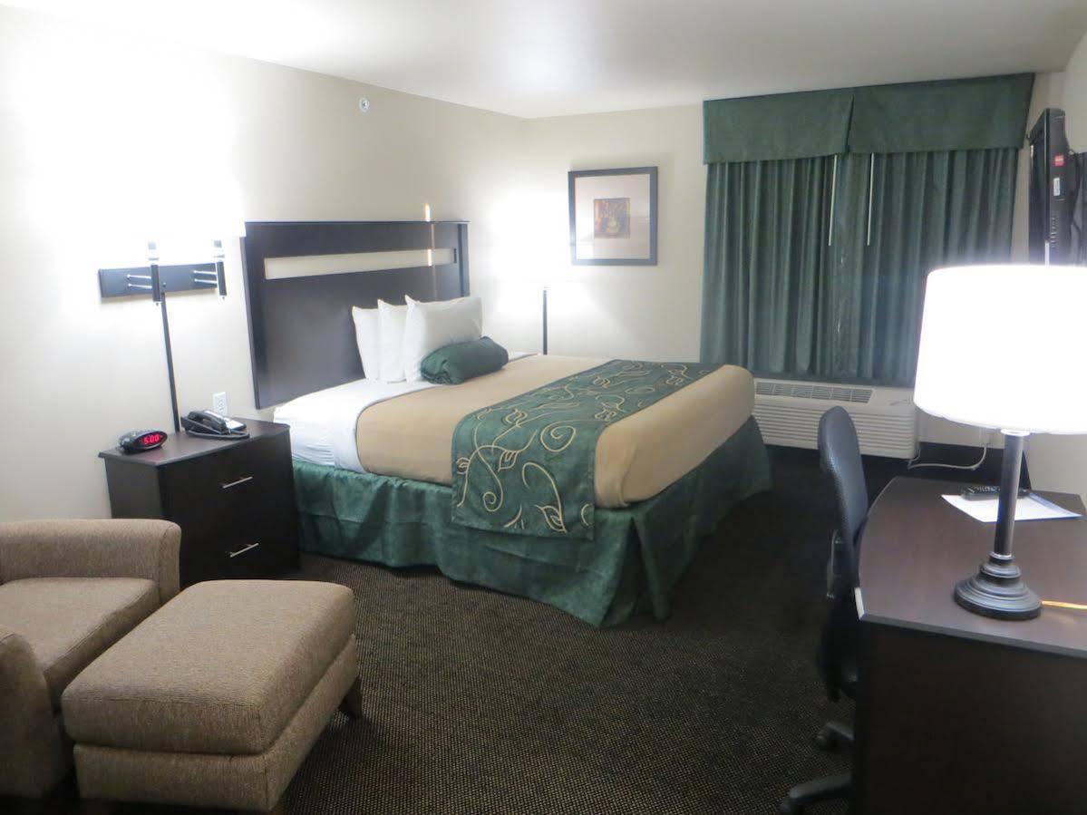 Hotel Baymont By Wyndham Glenwood Extérieur photo