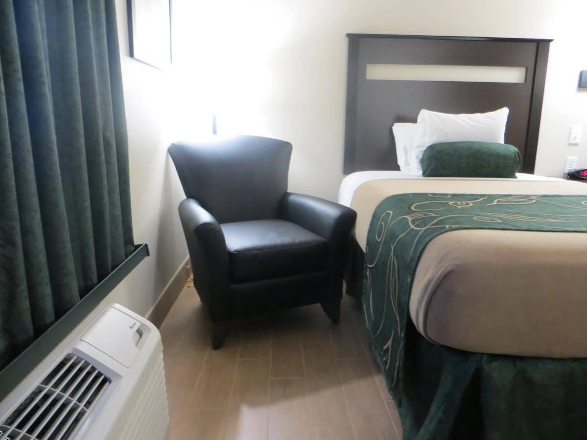 Hotel Baymont By Wyndham Glenwood Extérieur photo