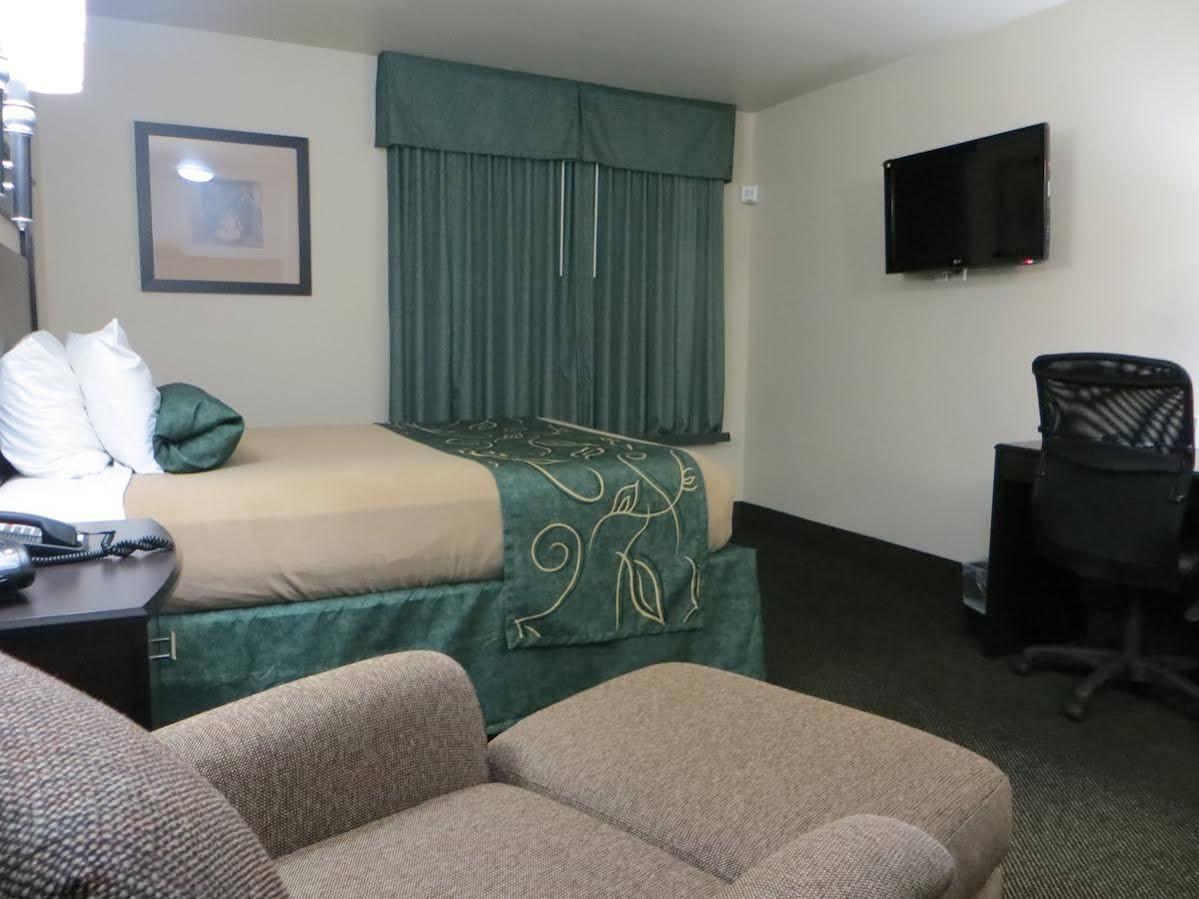 Hotel Baymont By Wyndham Glenwood Extérieur photo